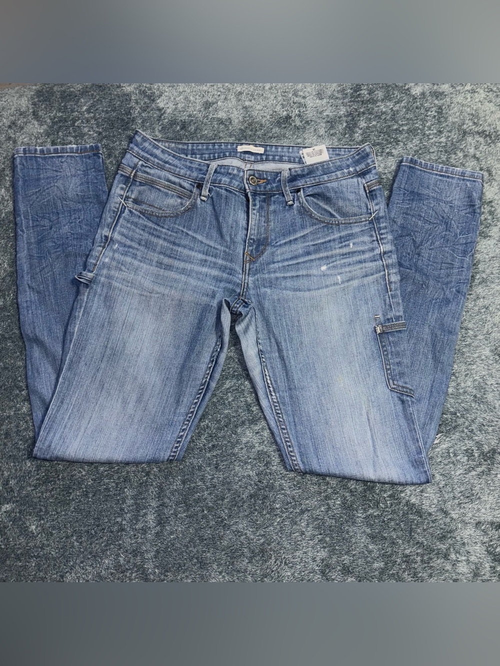 Levi’s Women’s Distressed Boyfriend Skinny Mid-Wash Jeans Size 26